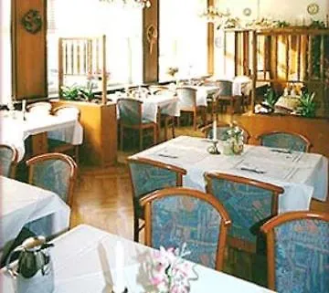 Fuerstenberger Hof Otel 3*